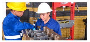 Operarios All Machines mantenimiento maquinaria pesada